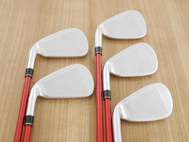 Iron set : Taylormade : ชุดเหล็ก Taylormade Aero Burner (ตีง่ายมาก) มีเหล็ก 6-Pw (5 ชิ้น) ก้านกราไฟต์ Flex R