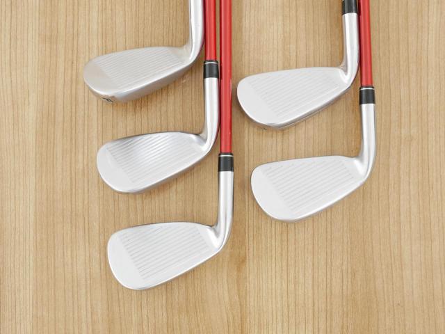 Iron set : Taylormade : ชุดเหล็ก Taylormade Aero Burner (ตีง่ายมาก) มีเหล็ก 6-Pw (5 ชิ้น) ก้านกราไฟต์ Flex R