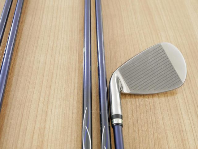 Iron set : Maruman : ชุดเหล็ก Maruman Majesty Royal SP (รุ่นท๊อปสุด ตีง่าย เด้ง ไกลมากๆ) มีเหล็ก 7-10,Pw (5 ชิ้น ระยะเทียบเท่า 4-Pw) ก้านกราไฟต์ Flex R