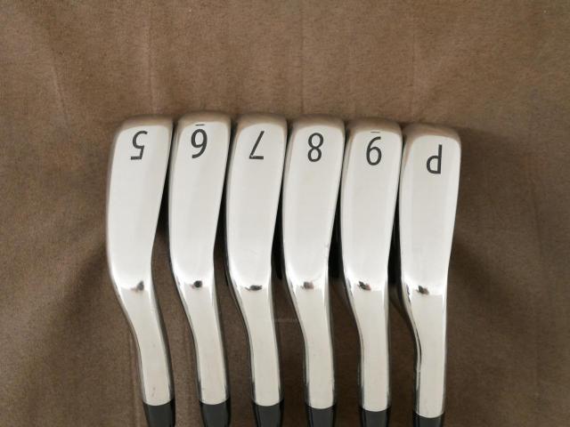 Iron set : Titleist : ชุดเหล็ก Titleist AP1 718 (ออกปี 2018) มีเหล็ก 5-Pw (6 ชิ้น) ก้านเหล็ก NS Pro 950 Flex S