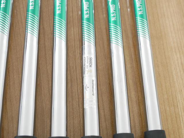 Iron set : Callaway : ชุดเหล็ก Callaway APEX Ai300 Forged (รุ่นล่าสุด ออกปี 2024) มีเหล็ก 5-Pw (6 ชิ้น) ก้านเหล็ก NS PRO 750 Flex S