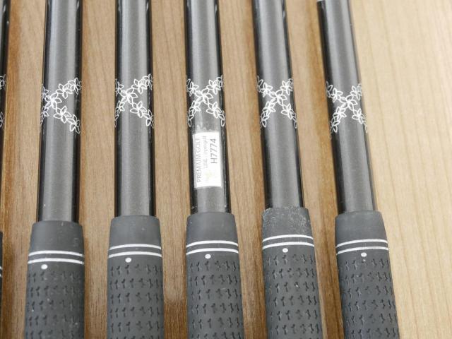 Iron set : PRGR : ชุดเหล็ก PRGR 02 Forged (ปี 2023 นุ่มมาก หายาก) มีเหล็ก 5-Pw (6 ชิ้น) ก้านกราไฟต์ Mitsubishi Diamana Flex S