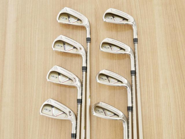 Iron set : PRGR : ชุดเหล็ก PRGR ID Nabla Red (รุ่นท๊อปสุด หน้าเด้ง ไกลมาก) มีเหล็ก 5-Pw,Aw,Sw (8 ชิ้น) ก้านกราไฟต์ M-40 Flex SR