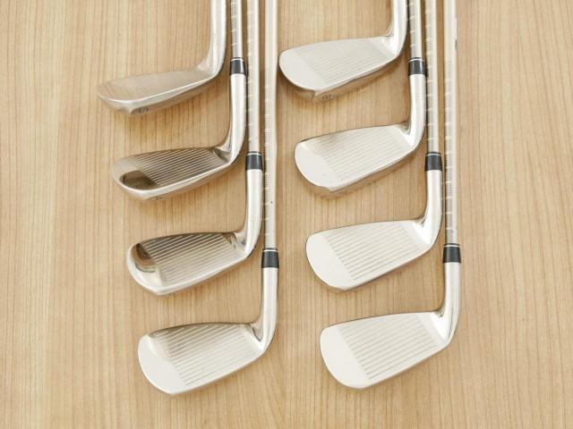 Iron set : PRGR : ชุดเหล็ก PRGR ID Nabla Red (รุ่นท๊อปสุด หน้าเด้ง ไกลมาก) มีเหล็ก 5-Pw,Aw,Sw (8 ชิ้น) ก้านกราไฟต์ M-40 Flex SR