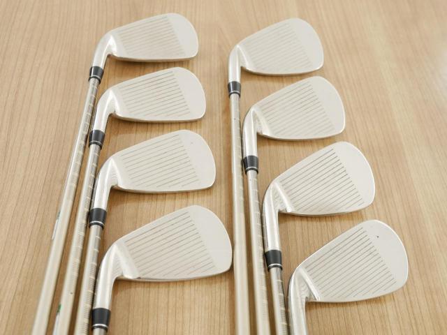 Iron set : PRGR : ชุดเหล็ก PRGR ID Nabla Red (รุ่นท๊อปสุด หน้าเด้ง ไกลมาก) มีเหล็ก 5-Pw,Aw,Sw (8 ชิ้น) ก้านกราไฟต์ M-40 Flex SR