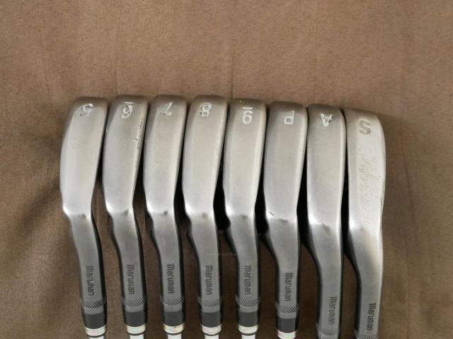 Iron set : Maruman : ชุดเหล็ก Maruman Majesty Royal Black Forged (ปี 2021 รุ่นท๊อป หายาก) มีเหล็ก 5-Pw,Aw,Sw (8 ชิ้น) ก้านเหล็ก NS Pro 850 Flex S