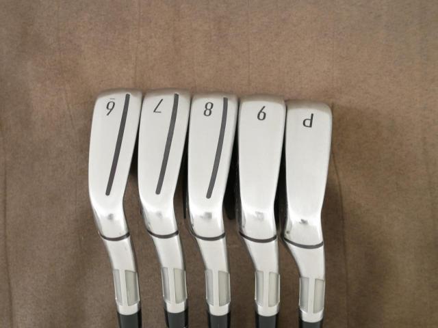 Iron set : Taylormade : ชุดเหล็ก Taylormade Stealth (ออกปี 2022 Japan Spec.) มีเหล็ก 6-Pw (5 ชิ้น) ก้านกราไฟต์ Mitsubishi Tensei TM60 Flex R