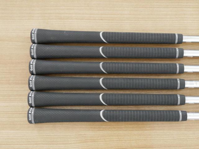 Iron set : Honma : ชุดเหล็ก Honma Tour World TW727M (Forged Blade ปี 2016) มีเหล็ก 5-10 (6 ชิ้น) ก้านเหล็ก Dynamic Gold X100