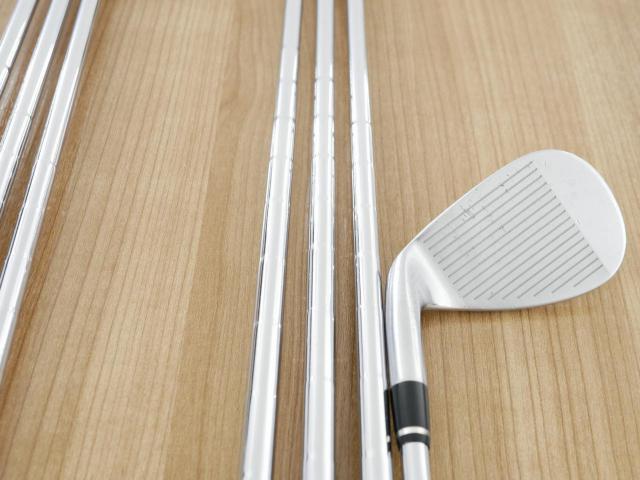 Iron set : Taylormade : ชุดเหล็ก Taylormade Gloire F2 Forged (รุ่นท๊อปสุด Japan Spec. ออกปี 2017) มีเหล็ก 6-Pw,Aw,Sw (7 ชิ้น) ก้านเหล็ก NS Pro 930 Flex S