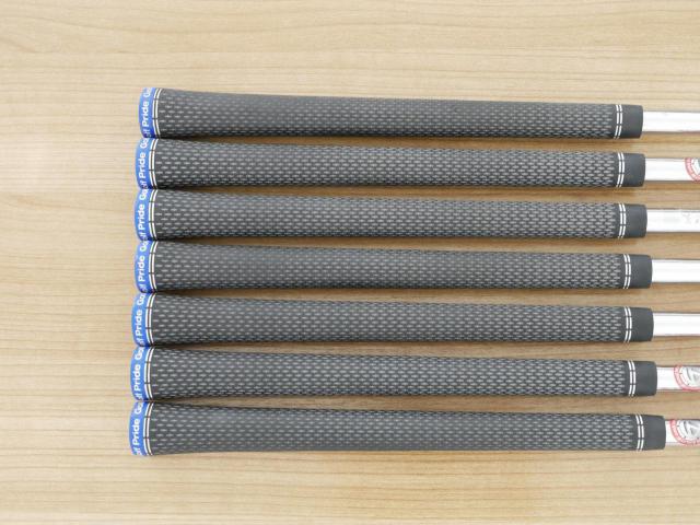 Iron set : Taylormade : ชุดเหล็ก Taylormade Qi (รุ่นล่าสุด ออกปี 2024 Japan Spec.) มีเหล็ก 6-Pw,Aw,Sw (7 ชิ้น) ก้านเหล็ก NS Pro 820GH Flex R