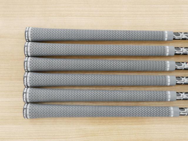 Iron set : Taylormade : ชุดเหล็ก Taylormade P770 Forged (รุ่นปี 2023 นุ่ม แน่น)  มีเหล็ก 5-Pw (6 ชิ้น) ก้านกราไฟต์ Mitsubishi Diamana Thump i95 Flex S