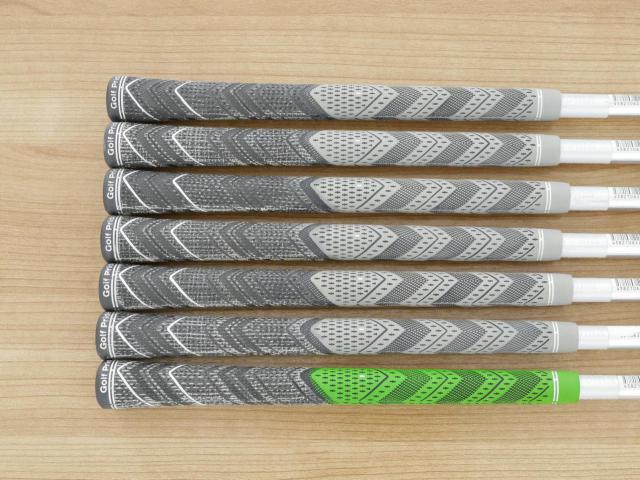 Iron set : Other Brand : ชุดเหล็ก Ryoma DSI (ตีง่ายมาก ไกลมากๆ หายากสุดๆ) มีเหล็ก 6-Pw,Aw,Sw (7 ชิ้น เหล็ก 6 ระยะเท่าเหล็ก 5 รุ่นอื่น) ก้านกราไฟต์ Tour AD Flex R