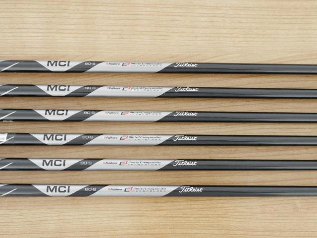 Iron set : Titleist : ชุดเหล็ก Titleist AP1 718 (ออกปี 2018) มีเหล็ก 5-Pw (6 ชิ้น) ก้านกราไฟต์ Fujikura MCI 60 Flex S