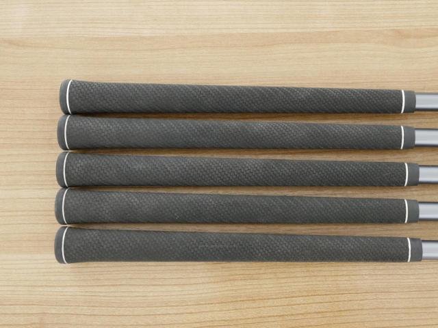 Iron set : Taylormade : ชุดเหล็ก Taylormade P790 (ตัวท้อปสุด ปี 2023 Japan Spec.) มีเหล็ก 6-Pw (5 ชิ้น) ก้านกราไฟต์ Fujikura MCI Black 80 Flex S