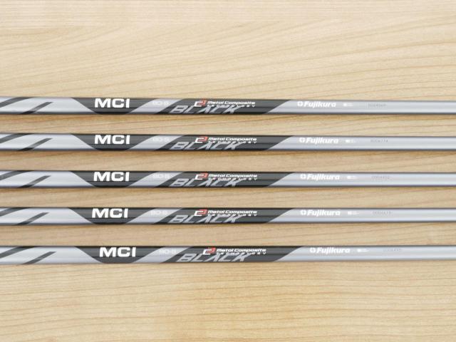 Iron set : Taylormade : ชุดเหล็ก Taylormade P790 (ตัวท้อปสุด ปี 2023 Japan Spec.) มีเหล็ก 6-Pw (5 ชิ้น) ก้านกราไฟต์ Fujikura MCI Black 80 Flex S