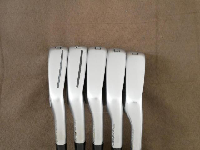 Iron set : Taylormade : ชุดเหล็ก Taylormade P790 (ตัวท้อปสุด ปี 2023 Japan Spec.) มีเหล็ก 6-Pw (5 ชิ้น) ก้านกราไฟต์ Fujikura MCI Black 80 Flex S