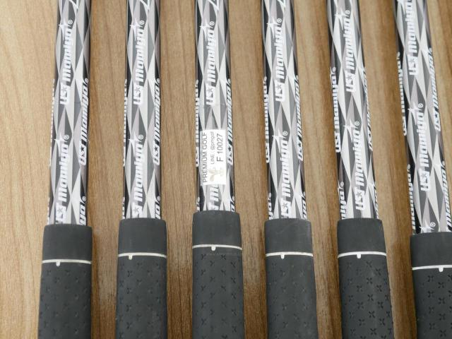 Iron set : PRGR : ชุดเหล็กกระเทย PRGR NEW Egg Forged (รุ่นปี 2020 ตีง่ายและไกลมากๆ เด้งสุดๆ COR 0.82) มีเหล็ก 6-Pw,Aw,As (7 ชิ้น) ก้านกราไฟต์ UST Mamiya ATTAS FF 85 Flex S