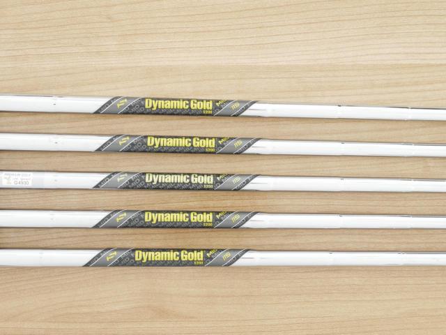 Iron set : Taylormade : ชุดเหล็ก Taylormade P770 Forged (รุ่นล่าสุด ออกปี 2024 นุ่ม แน่น) มีเหล็ก 6-Pw (5 ชิ้น) ก้านเหล็ก Dynamic Gold 115 MID S200