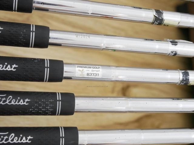 Iron set : Titleist : ชุดเหล็ก Titleist 712 CB Forged มีเหล็ก 5-Pw (6 ชิ้น) ก้านเหล็ก Dynamic Gold S200