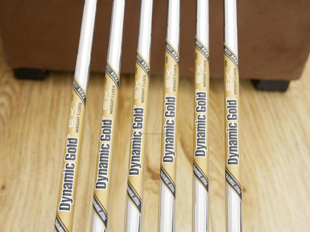 Iron set : Taylormade : ชุดเหล็ก Taylormade P790 (ตัวท้อปสุด ล่าสุด ปี 2023 Japan Spec.) มีเหล็ก 5-Pw (6 ชิ้น) ก้านเหล็ก Dynamic Gold EX Weight Lock Tour Issue S200