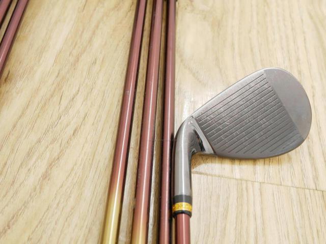 Iron set : Maruman : ชุดเหล็ก Maruman Majesty Prestigio X (รุ่นท๊อปสุด ออกปี 2019 หน้าเด้ง ตีไกลมาก ของใหม่ 1.2 แสนบาท) มีเหล็ก 7-10,Pw,Aw,Sw (7 ชิ้น เทียบเท่า 6-Pw,Aw,Sw) ก้านกราไฟต์ Flex R