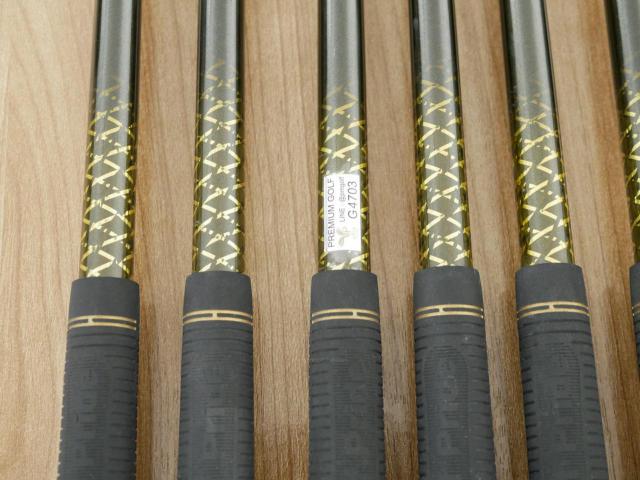 Iron set : Honma : **ก้าน 3 ดาว** ชุดเหล็ก Honma Beres 2020 Forged (ออกปี 2020) มีเหล็ก 6-11 (6 ชิ้น เทียบเท่า 5-Pw) ก้าน ARMRQ (47) Flex SR (3 ดาว)