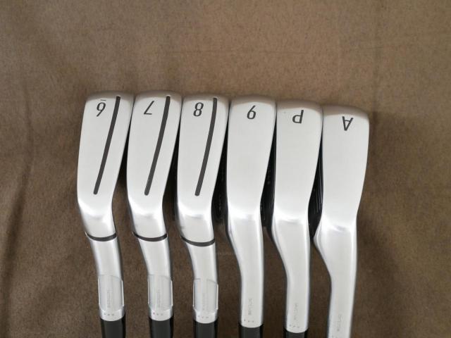 Iron set : Taylormade : ชุดเหล็ก Taylormade Qi MAX Lite (ออกปี 2024 Japan Spec.) มีเหล็ก 6-Pw,Aw (6 ชิ้น) ก้านเหล็ก NS Pro 790 Flex S