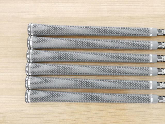 Iron set : Taylormade : ชุดเหล็ก Taylormade P770 Forged (รุ่นปี 2023 นุ่ม แน่น)  มีเหล็ก 5-Pw (6 ชิ้น) ก้านกราไฟต์ Mitsubishi Diamana Thump i95 Flex S