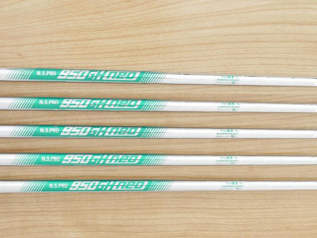 Iron set : Callaway : ชุดเหล็ก Callaway Big Bertha B21 (ออกปี 2021 ตีง่ายที่สุดของ Callaway) มีเหล็ก 6-Pw (5 ชิ้น) ก้านเหล็ก NS Pro 950 NEO Flex S
