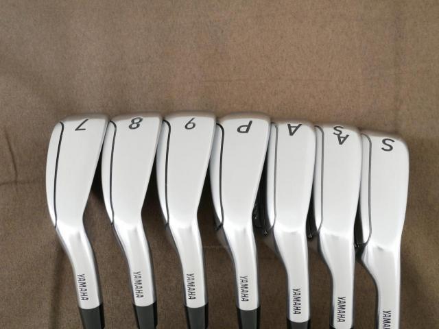 Iron set : Yamaha : ชุดเหล็ก Yamaha Inpres DriveStar Type D (รุ่นล่าสุด ออกปี 2024 ตีไกลที่สุด ไกลกว่าเหล็กทั่วไป 2 เบอร์ หน้าเด้งมากๆ) มีเหล็ก 7-Pw,Aw,As,Sw (7 ชิ้น) ก้านกราไฟต์ Fujikura Speeder NX M-425i Flex R