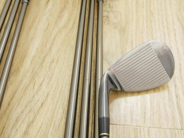 Iron set : Tsuruya : ชุดเหล็ก Tsuruya AXEL Gold Premium III (รุ่นปี 2019 ของใหม่ 6 หมื่นกว่าบาท หน้าเด้งสุดๆ ไกลสุดๆๆ) มีเหล็ก 7-Pw,Aw,As,Sw (7 ชิ้น) ก้านกราไฟต์ Flex R
