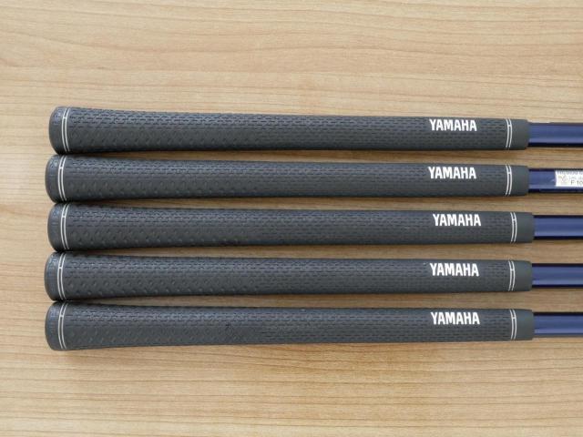 Iron set : Yamaha : ชุดเหล็ก Yamaha Inpres UD+2 (ออกปี 2019 ตีไกลที่สุด ไกลกว่าเหล็กทั่วไป 2 เบอร์ หน้าเด้ง COR 0.822) มีเหล็ก 7-Pw,Aw (5 ชิ้น) ก้านกราไฟต์ Flex SR