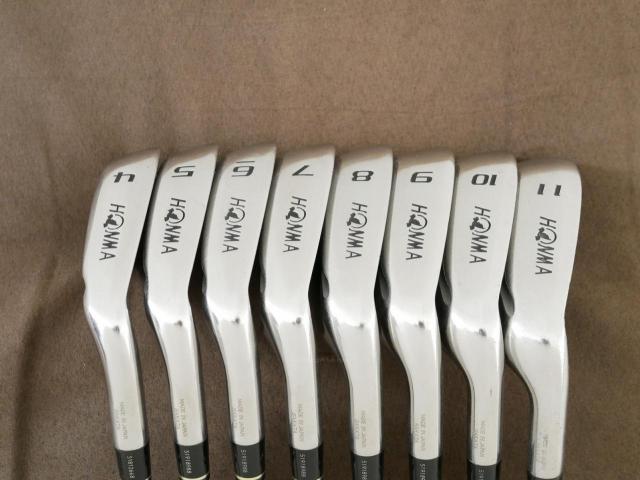 Iron set : Honma : ชุดเหล็ก Honma Bezeal 525 (ออกปี 2016 รุ่นนี้ใบใหญ่ที่สุดของ Honma) มีเหล็ก 4-11 (8 ชิ้น) ก้านกราไฟต์ Honma Vizard 48 Flex SR