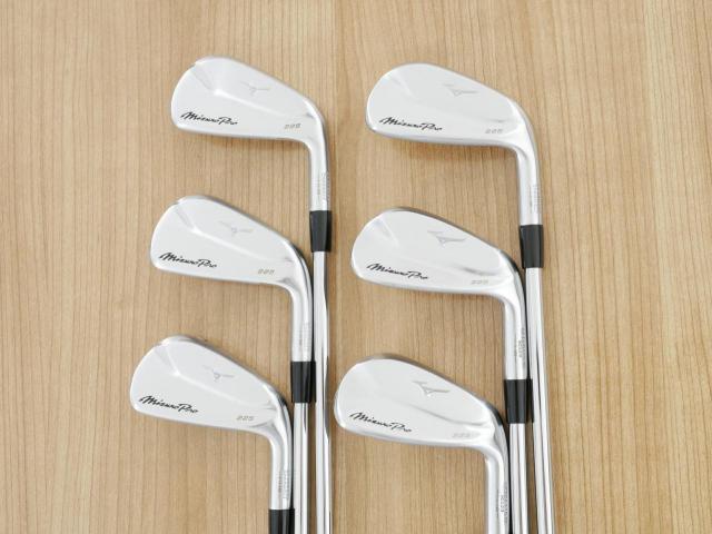 Iron set : Mizuno : ชุดเหล็ก Mizuno Pro 225 Forged (ปี 2023 นุ่ม แน่น ระยะดี) มีเหล็ก 5-Pw (6 ชิ้น) ก้านเหล็ก Dynamic Gold 95 S200