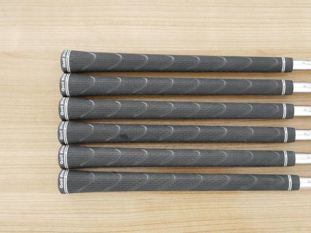 Iron set : Mizuno : ชุดเหล็ก Mizuno Pro 225 Forged (ปี 2023 นุ่ม แน่น ระยะดี) มีเหล็ก 5-Pw (6 ชิ้น) ก้านเหล็ก Dynamic Gold 95 S200