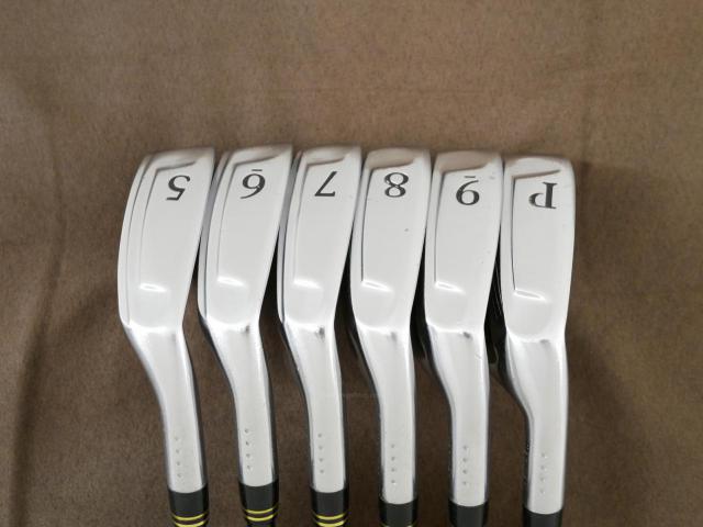 Iron set : Maruman : ชุดเหล็ก Maruman Conductor LX (ตีง่าย ไกล หน้า Maraging) มีเหล็ก 5-Pw (6 ชิ้น) ก้านกราไฟต์ Flex R