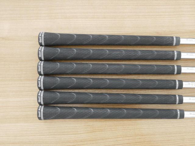 Iron set : Mizuno : ชุดเหล็ก Mizuno Pro 243 Forged (ปี 2024 นุ่ม แน่น ระยะดี) มีเหล็ก 5-Pw (6 ชิ้น) ก้านเหล็ก Dynamic Gold 120 S200