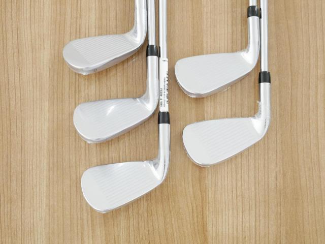 Iron set : Callaway : **ของใหม่ ยังไม่แกะพลาสติก** ชุดเหล็ก Callaway ELYTE (ออกปี 2025 ตีง่ายมาก ไกล Japan Spec.) มีเหล็ก 6-Pw (5 ชิ้น) ก้านเหล็ก NS Pro 950 NEO Flex R