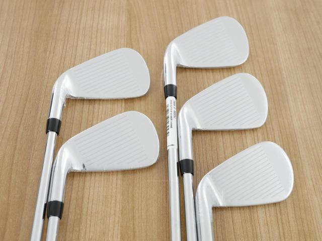 Iron set : Callaway : **ของใหม่ ยังไม่แกะพลาสติก** ชุดเหล็ก Callaway ELYTE (ออกปี 2025 ตีง่ายมาก ไกล Japan Spec.) มีเหล็ก 6-Pw (5 ชิ้น) ก้านเหล็ก NS Pro 950 NEO Flex R