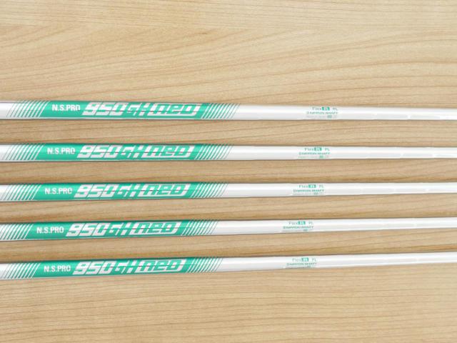 Iron set : Callaway : **ของใหม่ ยังไม่แกะพลาสติก** ชุดเหล็ก Callaway ELYTE (ออกปี 2025 ตีง่ายมาก ไกล Japan Spec.) มีเหล็ก 6-Pw (5 ชิ้น) ก้านเหล็ก NS Pro 950 NEO Flex R