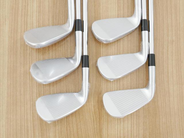 Iron set : Taylormade : **ของใหม่ ยังไม่แกะพลาสติก** ชุดเหล็ก Taylormade P790 (ตัวท้อปสุด ล่าสุด ออกปี 2025 Japan Spec.) มีเหล็ก 6-Pw,Aw (6 ชิ้น) ก้านเหล็ก NS Pro 950 NEO Flex S