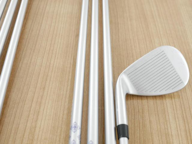 Lady club : All : ชุดเหล็ก Taylormade Qi (ออกปี 2024 Japan Spec.) มีเหล็ก 6-Pw,Aw,Sw (7 ชิ้น) ก้านกราไฟต์ Mitsubishi ELDIO TM40 Flex L