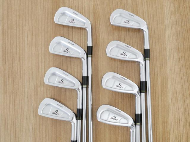 Iron set : Taylormade : ชุดเหล็ก Taylormade 300 Forged (นุ่มมากๆ) มีเหล็ก 3-Pw (8 ชิ้น) ก้านเหล็ก Flex S