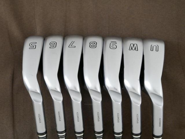 Iron set : Ping : ชุดเหล็ก Ping G425 (รุ่นปี 2021 Japan Spec. ใบใหญ่ ง่าย ไกล) มีเหล็ก 5-Pw,Aw (7 ชิ้น) ก้านเหล็ก Dynamic Gold S200