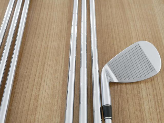 Iron set : Tourstage : ชุดเหล็ก Tourstage VIQ (Forged) มีเหล็ก 5-Pw,Aw (7 ชิ้น) ก้านเหล็ก NS Pro 950 Flex S