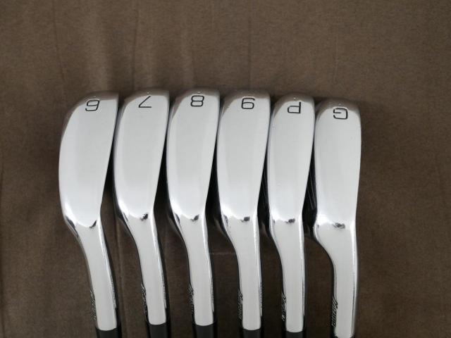 Iron set : Mizuno : ชุดเหล็ก Mizuno JPX EIII SV Hot Metal (ตัวท้อป ใบใหญ่ที่สุดของ Mizuno ตีง่ายมาก หน้าเด้ง ตีไกล) มีเหล็ก 6-Pw,Aw (6 ชิ้น) ก้านกราไฟต์ Flex SR