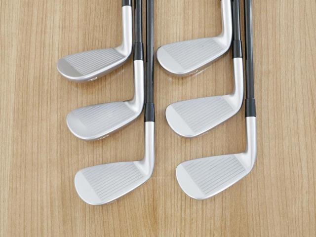 Iron set : Mizuno : ชุดเหล็ก Mizuno JPX 923 Forged (ออกปี 2023 ตัวท๊อป นุ่ม แน่น) มีเหล็ก 5-Pw (6 ชิ้น) ก้านกราไฟต์ Tour AD 75 Flex S