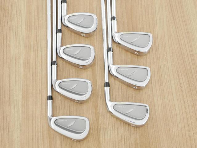 Iron set : Fourteen : ชุดเหล็ก Fourteen TC-550 Forged มีเหล็ก 5-Pw,Aw (7 ชิ้น) ก้านเหล็ก Ns Pro 950 Flex R