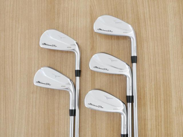 Iron set : Mizuno : ชุดเหล็ก Mizuno Pro 225 Forged (ปี 2023 นุ่ม แน่น ระยะดี) มีเหล็ก 6-Pw (5 ชิ้น) ก้านเหล็ก NS Pro 850 NEO Flex S
