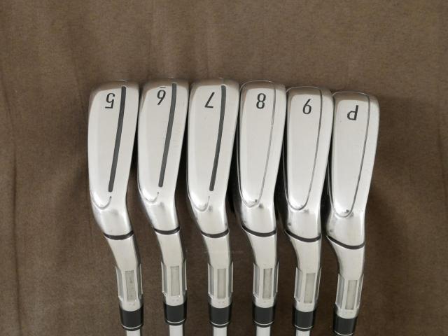 Iron set : Taylormade : ชุดเหล็ก Taylormade M6 (ออกปี 2019 Japan Spec) มีเหล็ก 5-Pw (6 ชิ้น) ก้านเหล็ก REAX 85 Flex S